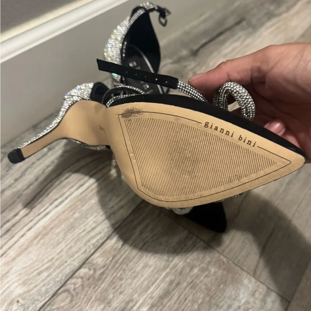 Gianni Bini Black Pointed-Toe Ankle-Strap Heels with Crystal Bow